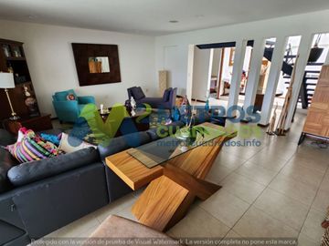 CASA en VENTA en LOMAS de las AMERICAS SUR