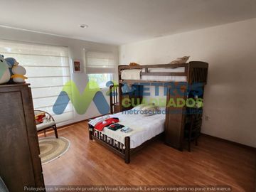 CASA en VENTA en LOMAS de las AMERICAS SUR