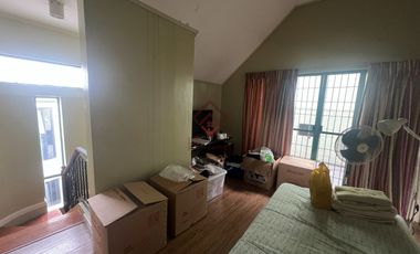 FOR RENT 5 Bedroom House in New Manila, Quezon City - RH46
