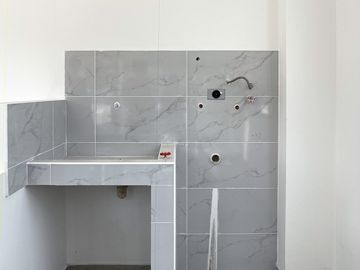 Se vende casa cuatro habitaciones a estrenar al sur de la ciudad de Loja
