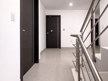Se vende casa cuatro habitaciones a estrenar al sur de la ciudad de Loja