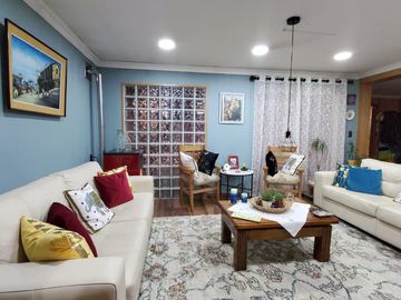 CASA AMPLIA POBLACIÓN SENDEROS DE TEPUAL EN LA CIUDAD DE PUERTO MONTT