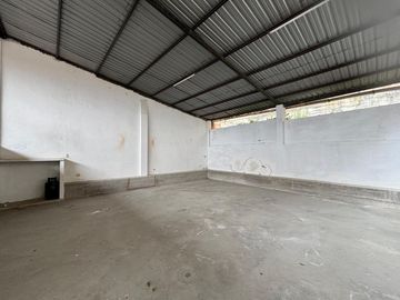 Casa rentera en venta en Loja ciudadela Pio Jaramillo