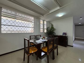 Casa rentera en venta en Loja ciudadela Pio Jaramillo