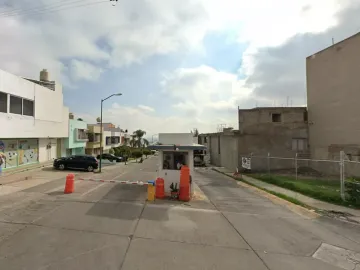 CASA EN VENTA EN TERRALTA, TLAQUEPAQUE, JAL.