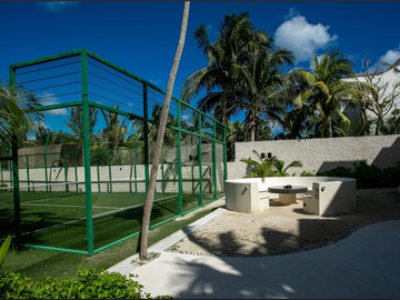 Casa en venta Frente a la playa, Tankah, Preciosa, 5 habitaciones, Cancha de padel, alberca con vista al mar, asador, fogatero
