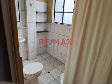 VENTA DE CASA EN AV. GRAU - CERCA HOSPITAL 2 DE MAYO