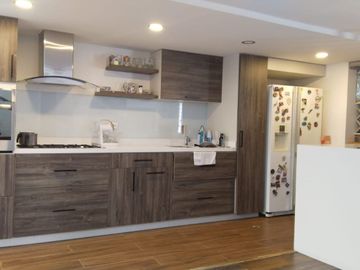 EN VENTA HERMOSA CASA EN SANTA INES.