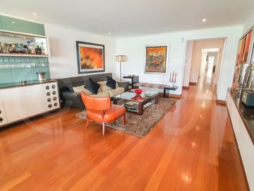 LINDO Y EXCLUSIVO DEPARTAMENTO CON JARDIN Y TERRAZA GOLF LOS INCAS