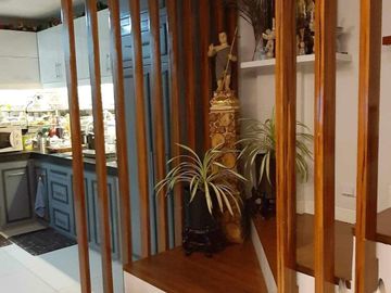For Sale-3 storey  4 br duplex type townhouse in Pasig City