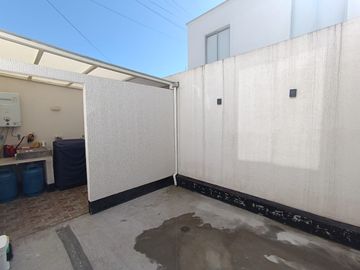 Casa 3d en venta - Pomasqui