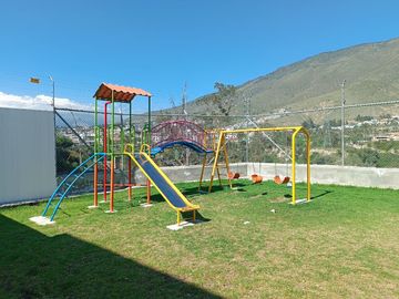 Casa 3d en venta - Pomasqui