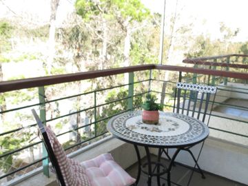 SE VENDE DEPARTAMENTO 3 DORMITORIOS, 2 BAÑOS Y ESTACIONAMIENTO