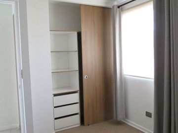 SE VENDE DEPARTAMENTO 3 DORMITORIOS, 2 BAÑOS Y ESTACIONAMIENTO