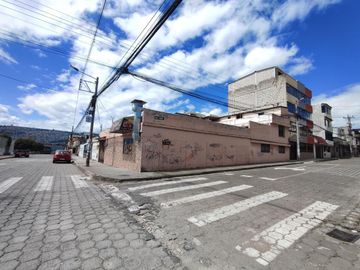 CASA RENTERA EN VENTA SECTOR ESTADIO DEL AUCAS