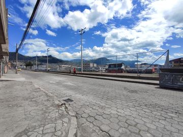 CASA RENTERA EN VENTA SECTOR ESTADIO DEL AUCAS