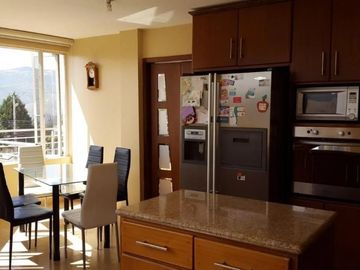 DOS CASAS DE VENTA CUMBAYÁ 1030 m2