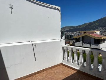 CASA RENTERA EN VENTA EN EL BATAN 3 DEPARTAMENTOS CON LOCAL COMERCIAL