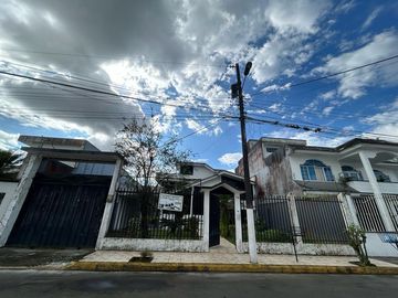 Casa en Urbanización Banco de Fomento