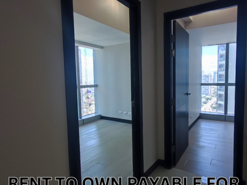 3BR EXECUTIVE UNIT IN UPTOWN PARKSUITES NEAR GRAND HYATT HOTEL & UPTOWN MALL