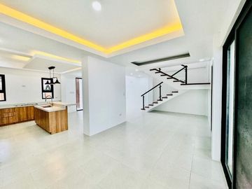 Sensational 5 Bedroom 2 storey House and Lot for Sale with Pool in BF Homes, Paranaque City