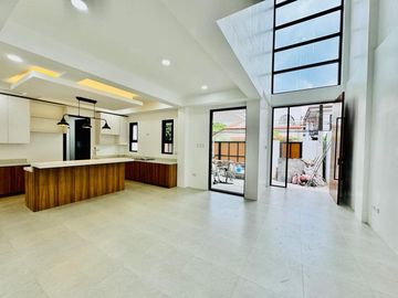 Sensational 5 Bedroom 2 storey House and Lot for Sale with Pool in BF Homes, Paranaque City