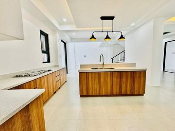 Sensational 5 Bedroom 2 storey House and Lot for Sale with Pool in BF Homes, Paranaque City