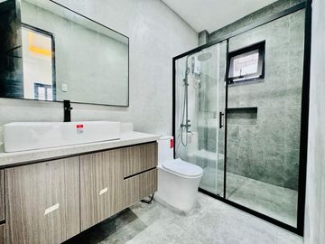 Sensational 5 Bedroom 2 storey House and Lot for Sale with Pool in BF Homes, Paranaque City