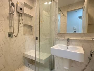 Luxury house For Sale at Nantawan Bangna km7 S-Size 32,000,000 Baht