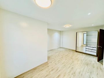 Luxurious 6 Bedroom 2 Storey House and Lot for Sale in Sucat Parañaque City