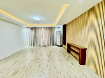 Luxurious 6 Bedroom 2 Storey House and Lot for Sale in Sucat Parañaque City