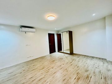 Luxurious 6 Bedroom 2 Storey House and Lot for Sale in Sucat Parañaque City