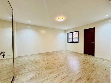 Luxurious 6 Bedroom 2 Storey House and Lot for Sale in Sucat Parañaque City