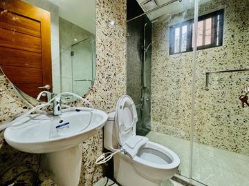 Luxurious 6 Bedroom 2 Storey House and Lot for Sale in Sucat Parañaque City