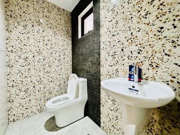 Luxurious 6 Bedroom 2 Storey House and Lot for Sale in Sucat Parañaque City