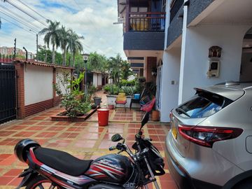 VENDO CASA EN VILLAVICENCIO CONJUNTO QUINTAS DE MORELIA 2 FRENTE AL TERMINAL DE TRANSPORTE