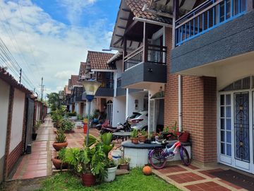 VENDO CASA EN VILLAVICENCIO CONJUNTO QUINTAS DE MORELIA 2 FRENTE AL TERMINAL DE TRANSPORTE