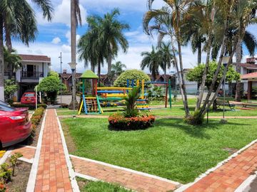 VENDO CASA EN VILLAVICENCIO CONJUNTO QUINTAS DE MORELIA 2 FRENTE AL TERMINAL DE TRANSPORTE