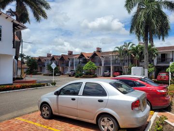 VENDO CASA EN VILLAVICENCIO CONJUNTO QUINTAS DE MORELIA 2 FRENTE AL TERMINAL DE TRANSPORTE