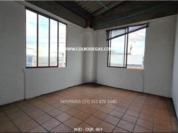 BODEGA EN DOSQUEBRADAS,Bodega con Plataforma de Cross Docking con 18 puertas para agilizar la cadena de suministro.