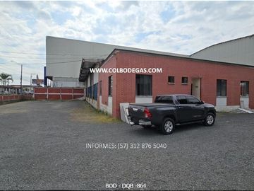 BODEGA EN DOSQUEBRADAS,Bodega con Plataforma de Cross Docking con 18 puertas para agilizar la cadena de suministro.