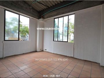 BODEGA EN DOSQUEBRADAS,Bodega con Plataforma de Cross Docking con 18 puertas para agilizar la cadena de suministro.