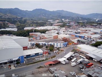 BODEGA EN DOSQUEBRADAS,Bodega con Plataforma de Cross Docking con 18 puertas para agilizar la cadena de suministro.