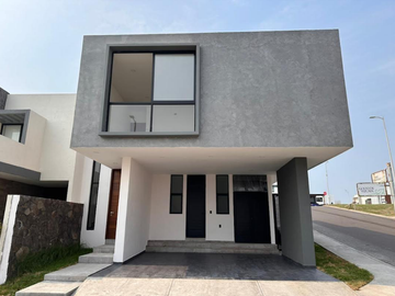 CASAS EN VENTA LOMAS DE LA RIOJA RIVIERA VERACRUZANA | ARLETTE FLORES