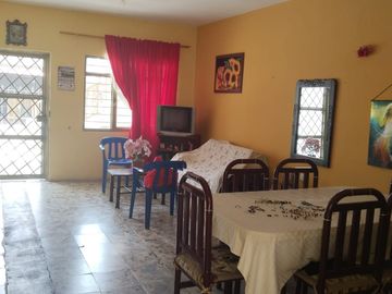 EXCELENTE OPORTUNIDAD DE INVERSION - VENTA CASA 2 PISOS INDEPENDIENTESTES BARRIO SAN LUIS