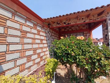 SE VENDE CASA DE OPORTUNIDAD A 10 MIN. DE TLAYACAPAN
