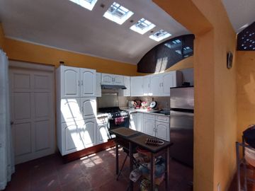 SE VENDE CASA DE OPORTUNIDAD A 10 MIN. DE TLAYACAPAN