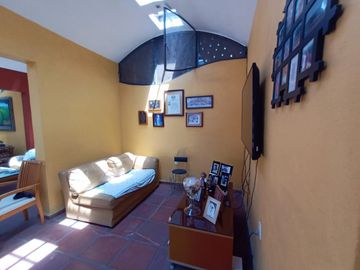 SE VENDE CASA DE OPORTUNIDAD A 10 MIN. DE TLAYACAPAN