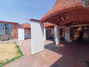 SE VENDE CASA DE OPORTUNIDAD A 10 MIN. DE TLAYACAPAN