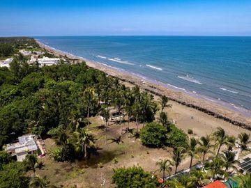VENTA DE TERRENO FRENTE A PLAYA EN MATA DE UVA, ALVARADO, VER.